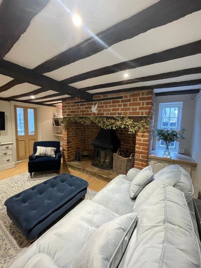 Historic Cambridgeshire Cottage Godmanchester Екстериор снимка