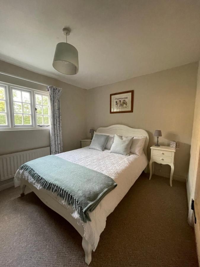 Historic Cambridgeshire Cottage Godmanchester Екстериор снимка